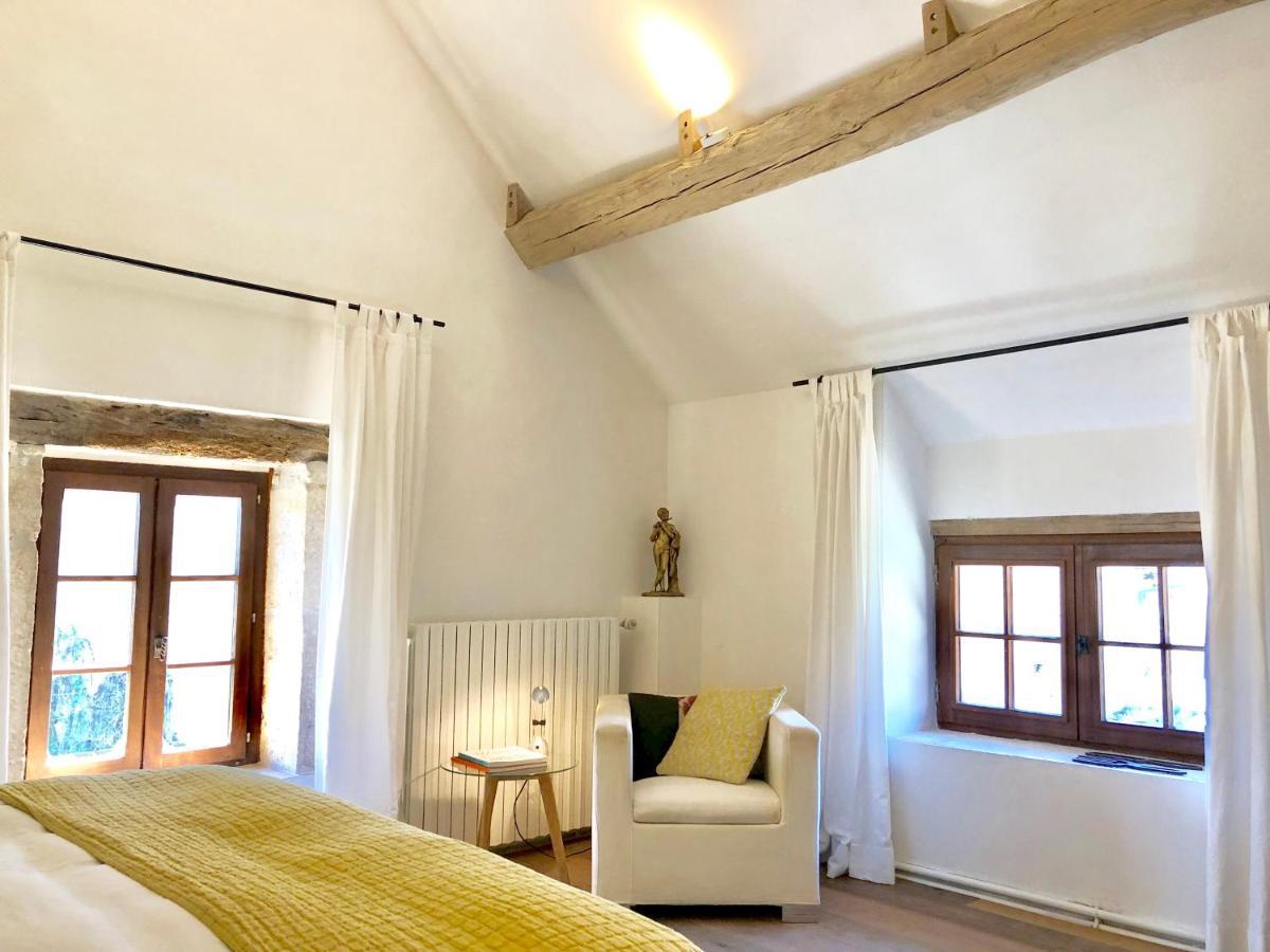 Gigny  La Cour Des Delices B&B 외부 사진