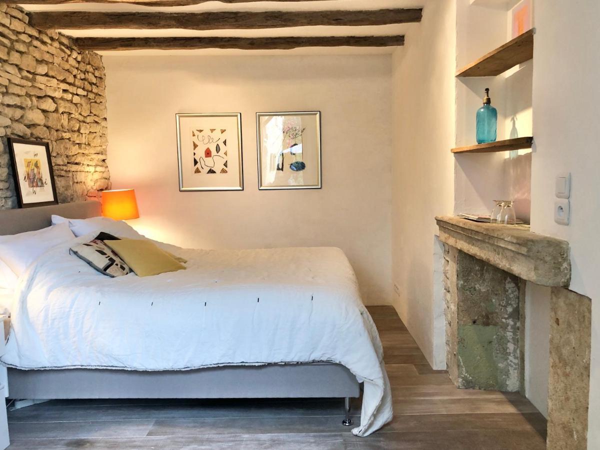 Gigny  La Cour Des Delices B&B 외부 사진