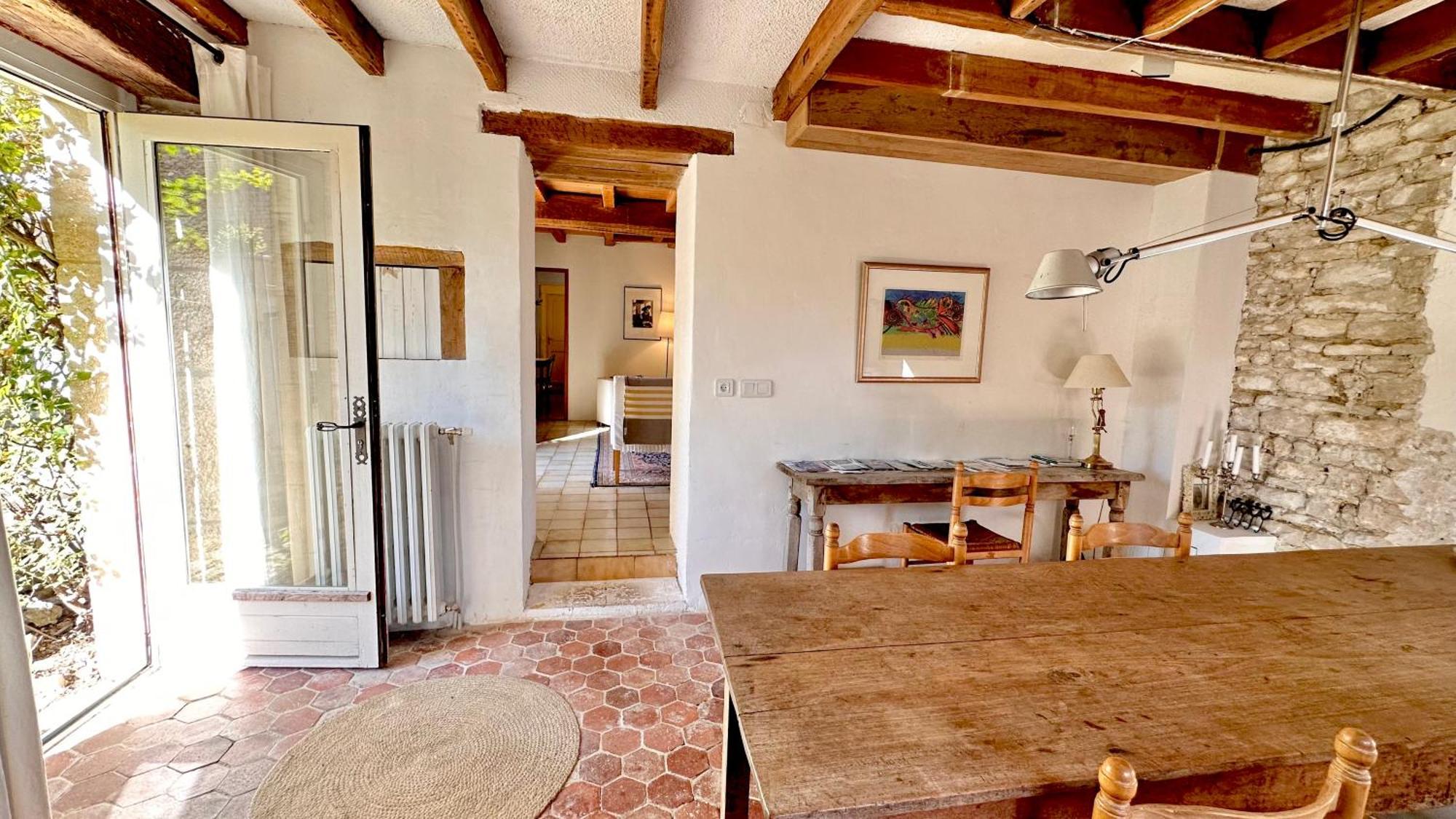 Gigny  La Cour Des Delices B&B 외부 사진